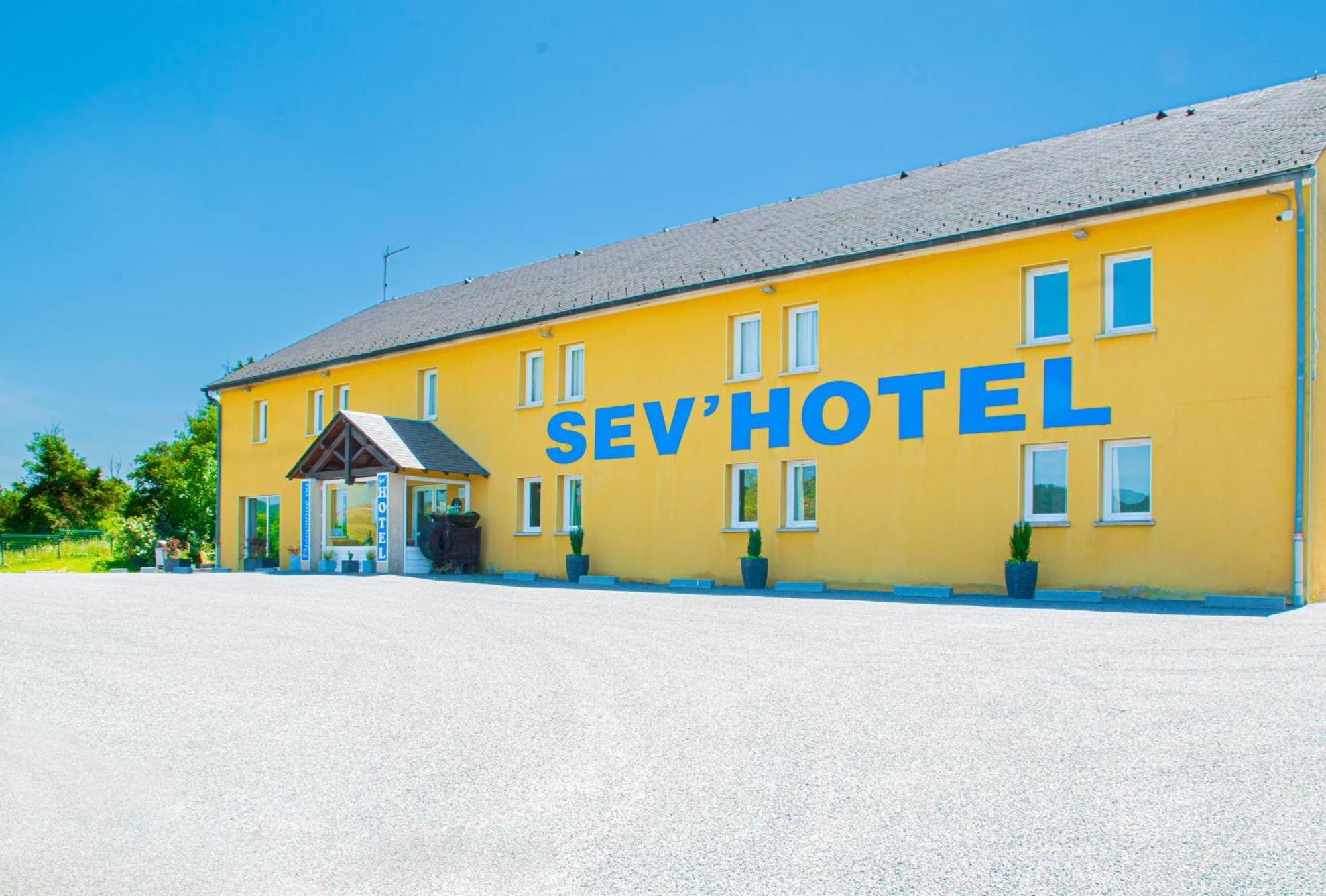Sev'hotel Sévérac-le-Château Exteriér fotografie